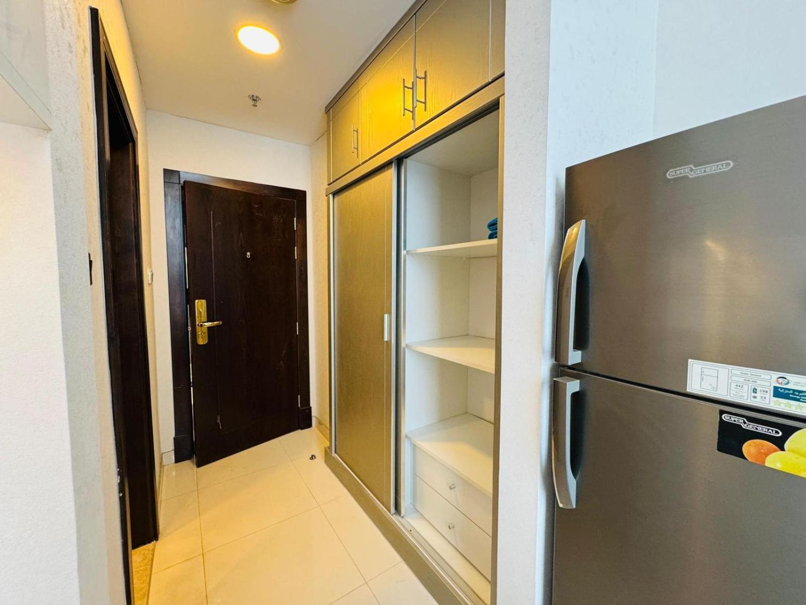 Al Manara Premium Sheikh Zayed View Apartment